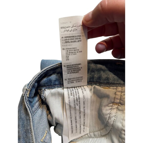 Hollister Ultra High Rise‎ Raw Hem Mom Doodle Jeans Light Wash Stretch Denim 11 - Picture 10 of 15